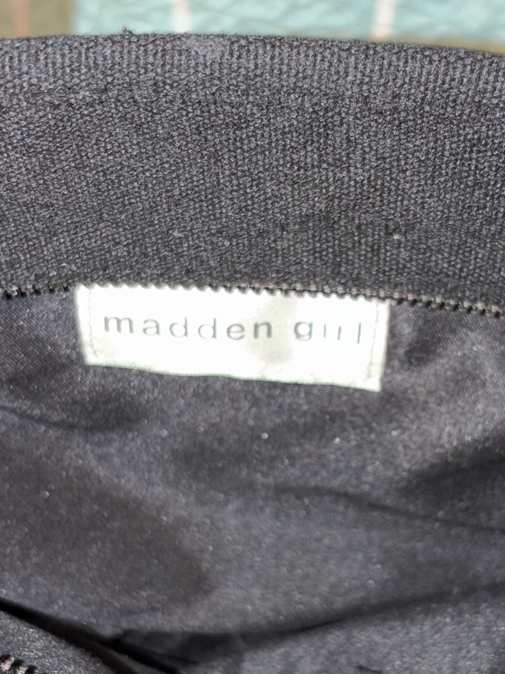 Madden Girl Black Canvas Messenger Tote - Picture 3 of 9